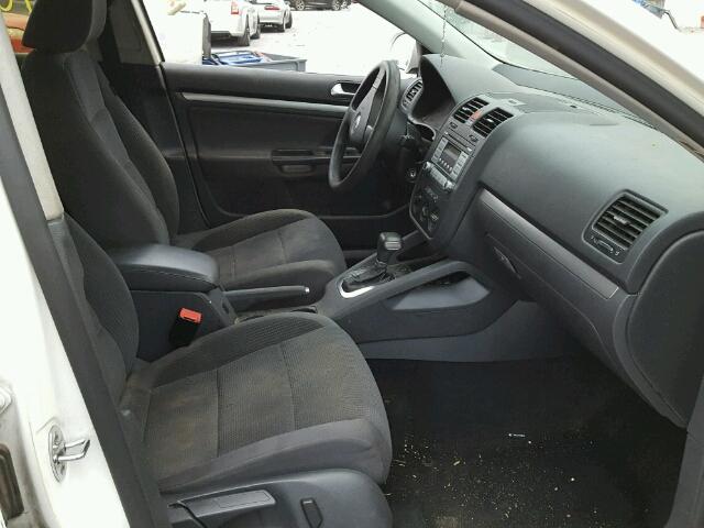 3VWJZ71K69M149619 - 2009 VOLKSWAGEN JETTA S 白色 照片 5