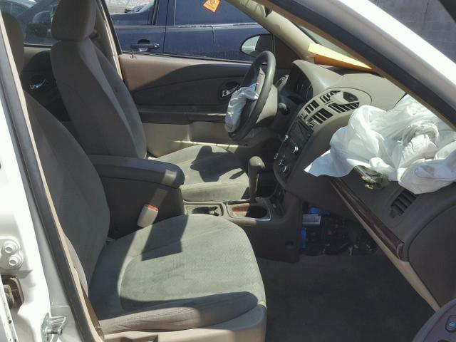 1G1ZS51F46F250597 - 2006 CHEVROLET MALIBU LS თეთრი ფოტო 5