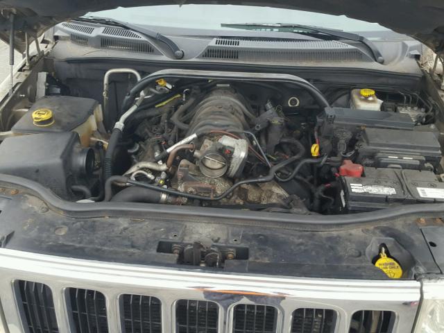 1J8HG58206C275692 - 2006 JEEP COMMANDER თაფლისფერი ფოტო 7