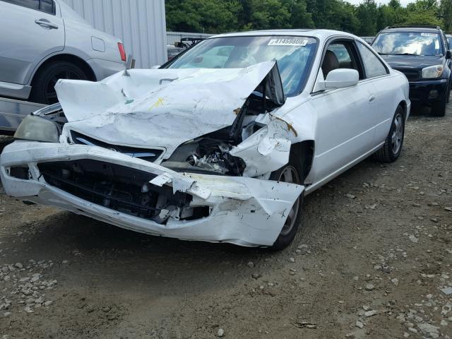 19UYA42433A013624 - 2003 ACURA 3.2CL WHITE photo 2