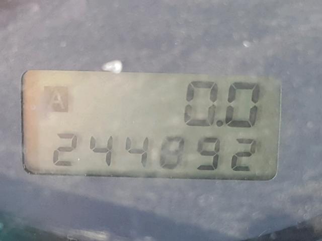 JF1SF65671G727366 - 2001 SUBARU FORESTER S SILVER photo 8