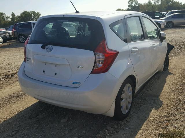 3N1CE2CP2FL375566 - 2015 NISSAN VERSA NOTE WHITE photo 4