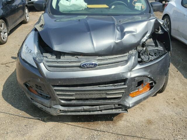 1FMCU0F74FUB76391 - 2015 FORD ESCAPE S GRAY photo 9