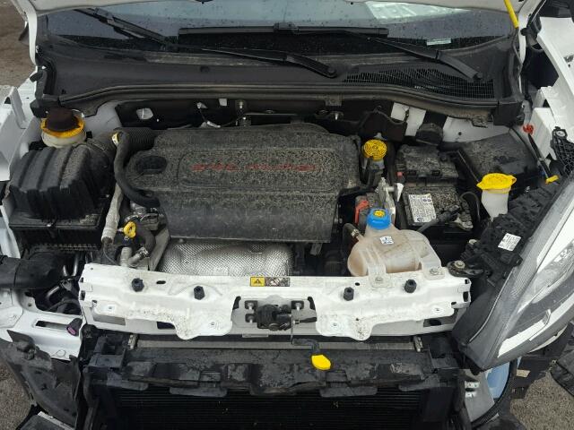 ZFBERFAB8H6G86060 - 2017 RAM PROMASTER 白色 照片 7