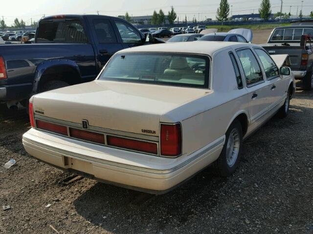 1LNLM83W8TY685687 - 1996 LINCOLN TOWN CAR C CREAM photo 4