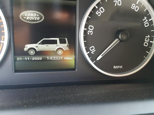 SALAK2D4XAA545716 - 2010 LAND ROVER LR4 HSE LU SILVER photo 8