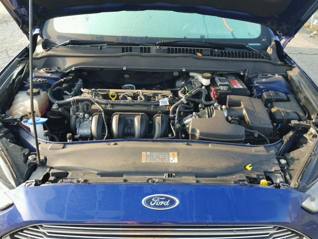 1FA6P0H79F5101711 - 2015 FORD FUSION SE BLUE photo 7