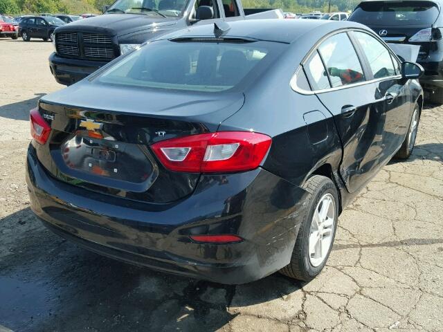 1G1BE5SMXH7133352 - 2017 CHEVROLET CRUZE LT BLACK photo 4