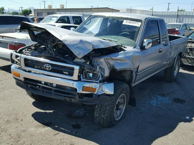 JT4VN13G2P5111555 - 1993 TOYOTA PICKUP 1/2 GRAY photo 2