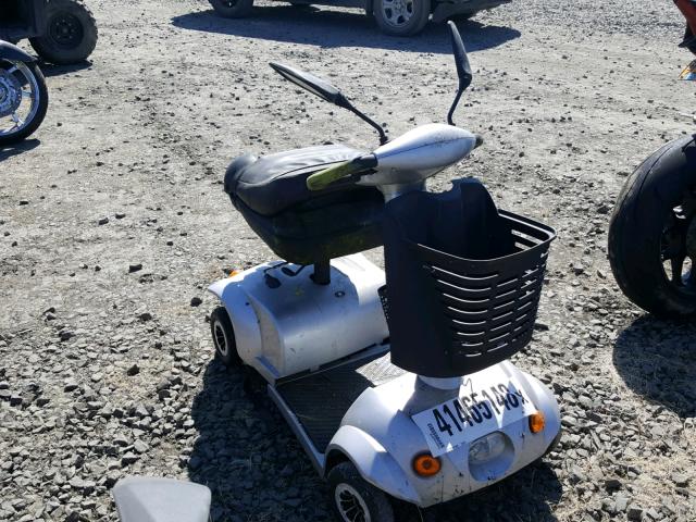 41465148 - 2018 OTHER SCOOTER SILVER photo 1