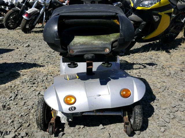 41465148 - 2018 OTHER SCOOTER SILVER photo 10