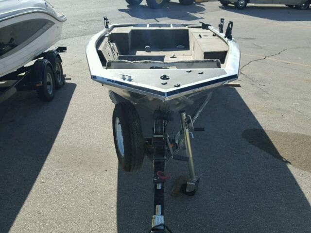 BUJ03653H506 - 2006 TRAC BOAT SILVER photo 2