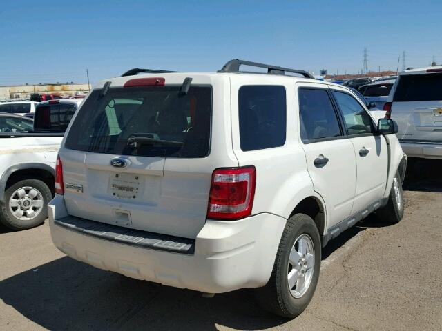 1FMCU0D75AKD46331 - 2010 FORD ESCAPE XLT WHITE photo 4