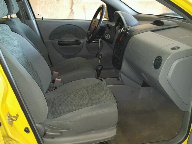 KL1TJ62624B269293 - 2004 CHEVROLET AVEO LS YELLOW photo 5