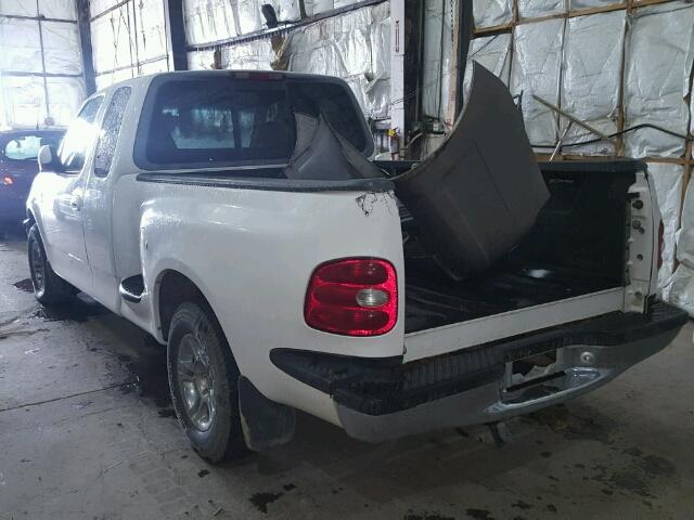 1FTZX0769WKB75860 - 1998 FORD F150 WHITE photo 3