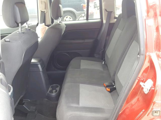 1C4NJCBA0GD553308 - 2016 JEEP COMPASS SP 栗色 照片 6