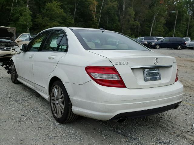 WDDGF81X59F266492 - 2009 MERCEDES-BENZ C 300 4MAT WHITE photo 3