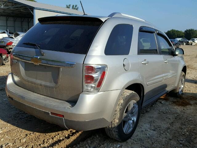 2CNDL33F586017238 - 2008 CHEVROLET EQUINOX LT SILVER photo 4