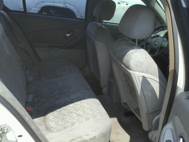 1G1ZT54825F205652 - 2005 CHEVROLET MALIBU LS WHITE photo 6