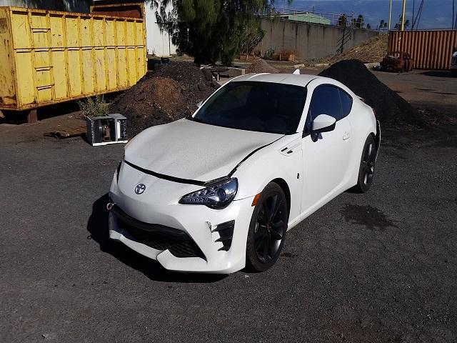 JF1ZNAA14H9700137 - 2017 TOYOTA 86 WHITE photo 2