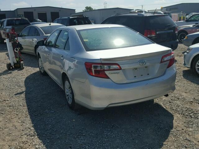 4T4BF1FK9CR259686 - 2012 TOYOTA CAMRY BASE SILVER photo 3