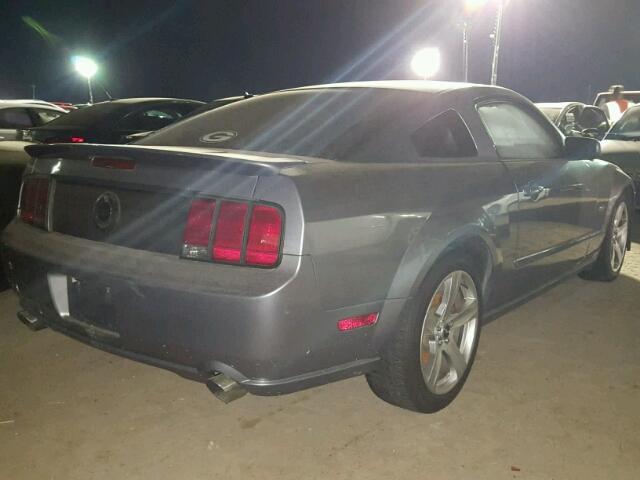 1ZVFT82H075228934 - 2007 FORD MUSTANG GRAY photo 4