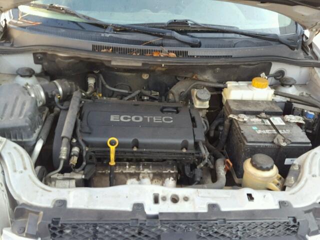 KL1TD5DE3AB043734 - 2010 CHEVROLET AVEO LS SILVER photo 7