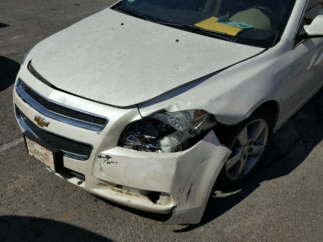 1G1ZD5EB6AF227882 - 2010 CHEVROLET MALIBU 2LT WHITE photo 9