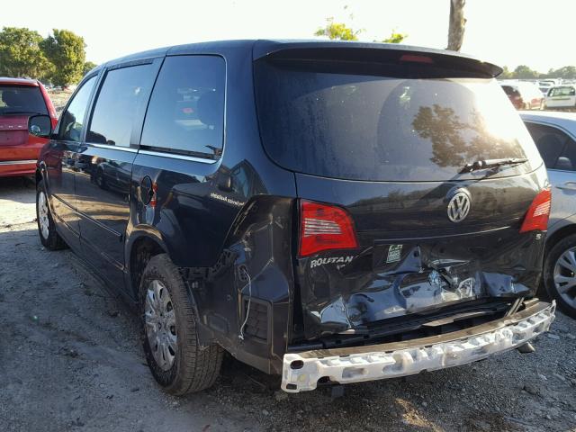 2V4RW4DG6BR642631 - 2011 VOLKSWAGEN ROUTAN S Schwarz Foto 3