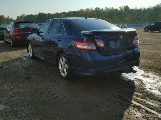 4T1BF3EK3BU652878 - 2011 TOYOTA CAMRY BLUE photo 3