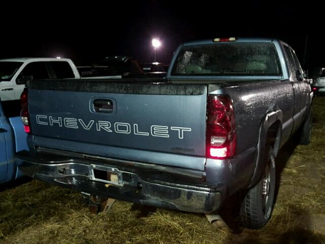 1GCHC29UX7E192679 - 2007 CHEVROLET SILVERADO BLUE photo 4