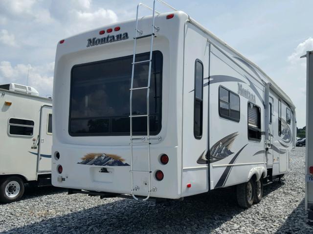 4YDF34520A4700577 - 2010 KEYSTONE MONTANA WHITE photo 4