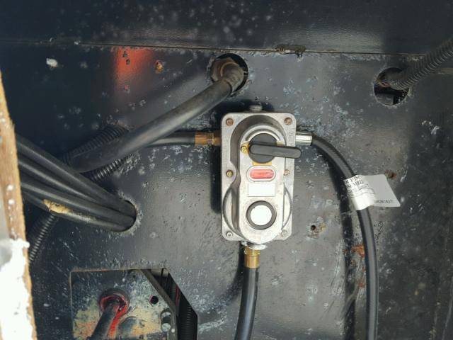 4YDF34520A4700577 - 2010 KEYSTONE MONTANA WHITE photo 8