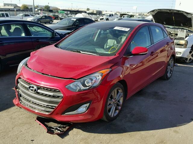 KMHD35LH2GU280476 - 2016 HYUNDAI ELANTRA GT RED photo 2