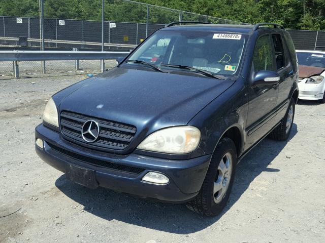 4JGAB57E74A459602 - 2004 MERCEDES-BENZ ML 350 BLUE photo 2