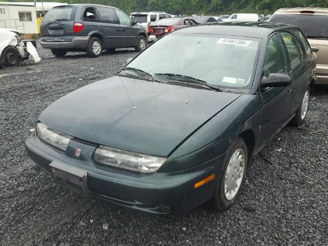 1G8ZK8278VZ281892 - 1997 SATURN SW2 GREEN photo 2