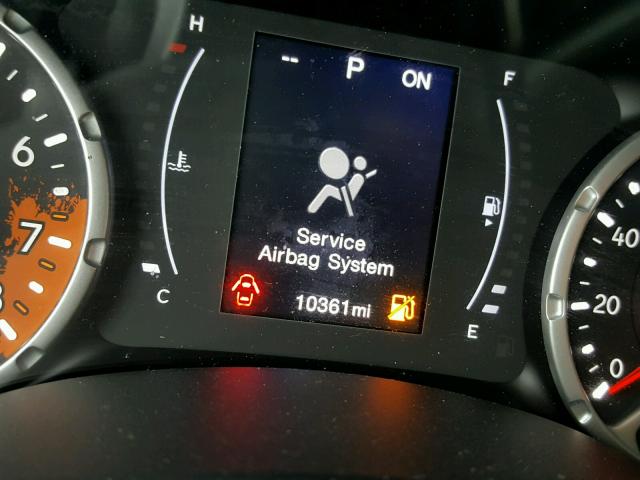 ZACCJAAB6HPF56349 - 2017 JEEP RENEGADE S 蓝色 照片 8