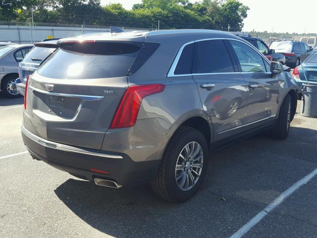 1GYKNCRS0JZ143991 - 2018 CADILLAC XT5 LUXURY GRAY photo 4