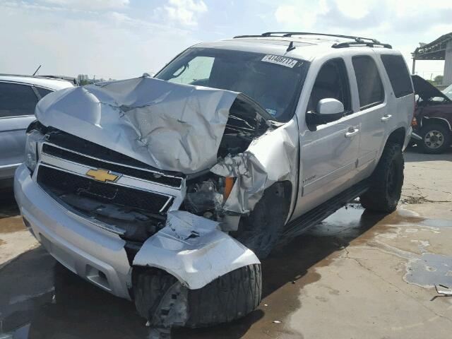 1GNSCBE09DR223120 - 2013 CHEVROLET TAHOE C150 SILVER photo 2