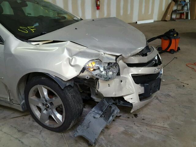 1G1ZC5EB9AF197814 - 2010 CHEVROLET MALIBU 1LT 金色 照片 9