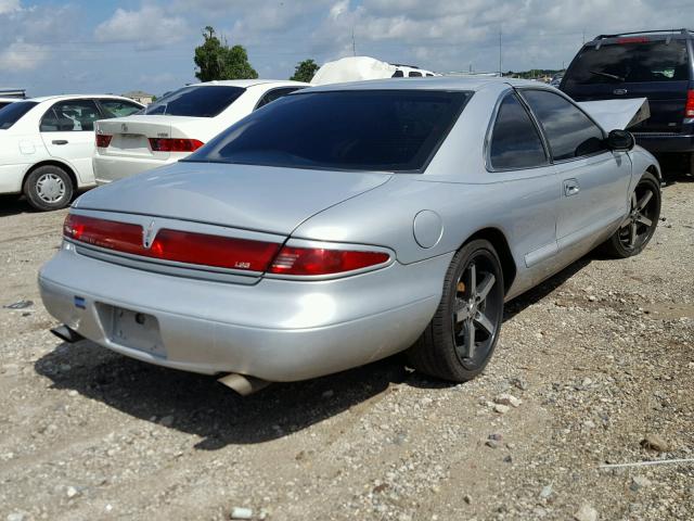 1LNLM92V1VY663483 - 1997 LINCOLN MARK VIII SILVER photo 4