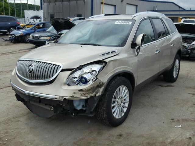 5GAKRBED7BJ234379 - 2011 BUICK ENCLAVE CX GOLD photo 2
