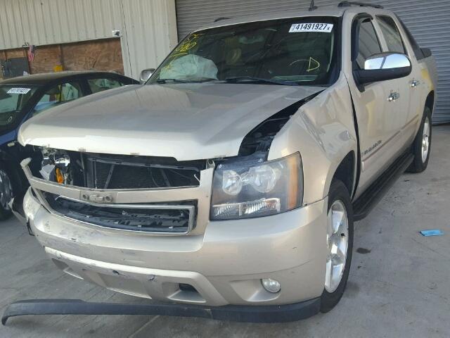 3GNFK12327G305918 - 2007 CHEVROLET AVALANCHE TAN photo 2