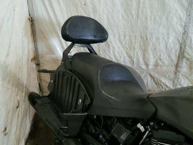 5VPDB36N7E3030877 - 2014 VICTORY MOTORCYCLES CROSS COUN GRAY photo 6