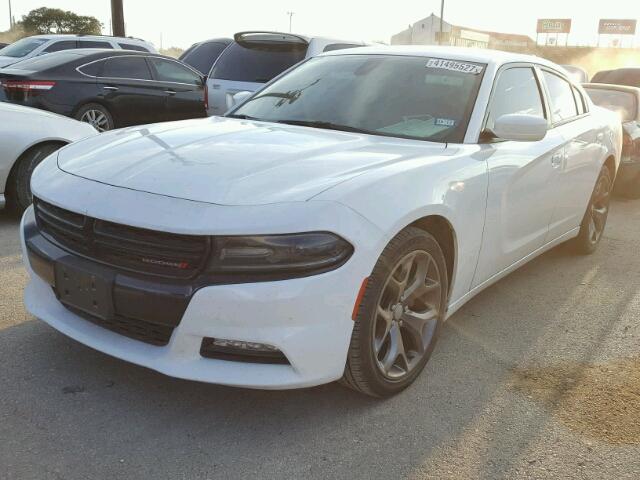 2C3CDXHG7FH867092 - 2015 DODGE CHARGER WHITE photo 2