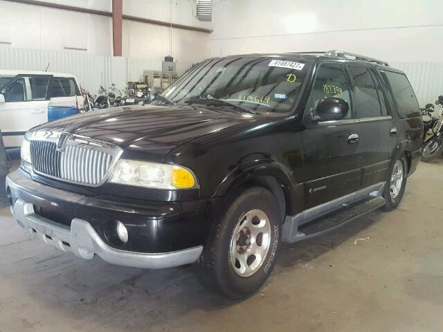 5LMEU27R72LJ10614 - 2002 LINCOLN NAVIGATOR BLACK photo 2