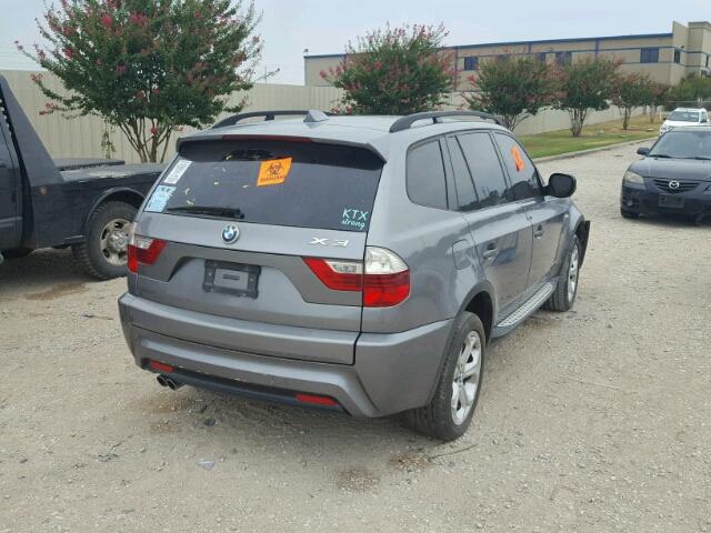 WBXPC9C46AWJ35431 - 2010 BMW X3 XDRIVE3 GRAY photo 4