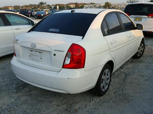 KMHCN4AC4AU518875 - 2010 HYUNDAI ACCENT GLS WHITE photo 4