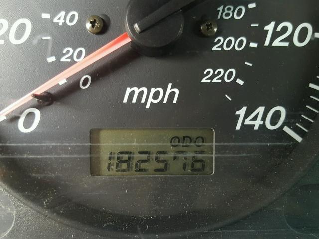 JM1BJ2216Y0197212 - 2000 MAZDA PROTEGE ES GREEN photo 8