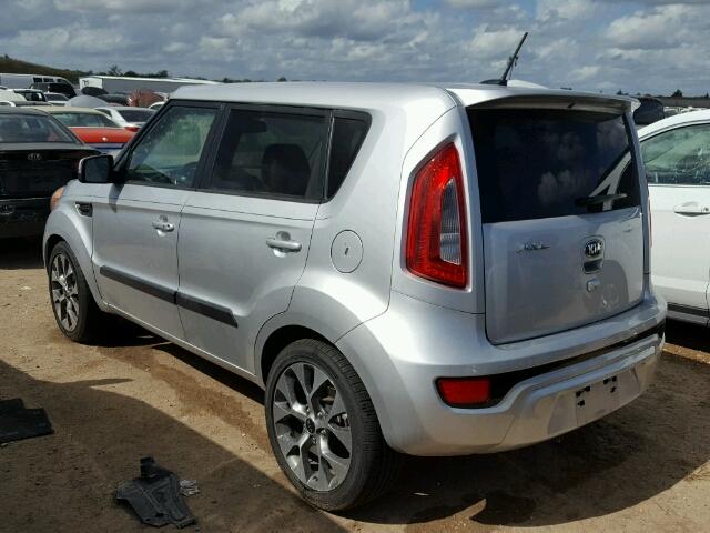 KNDJT2A68D7590598 - 2013 KIA SOUL SILVER photo 3